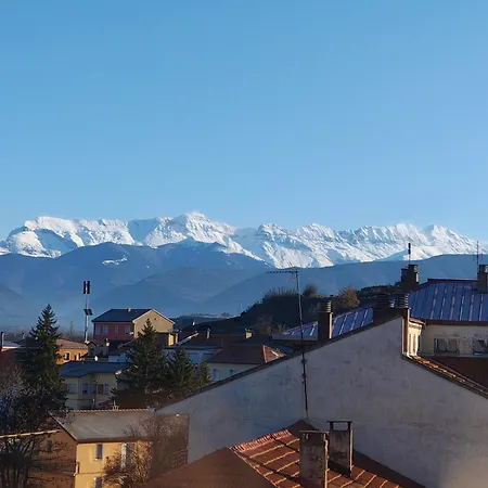 Enjoy Pirineos Apartment *